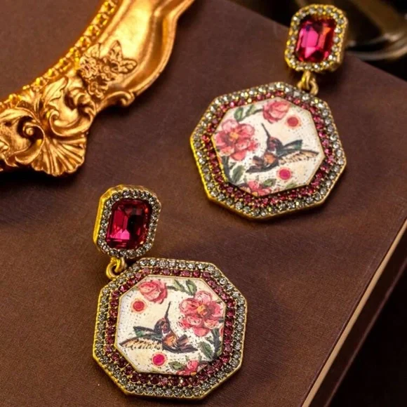 Beautiful vintage Elegant Gold and Red Floral Earrings - Picture 2 of 4